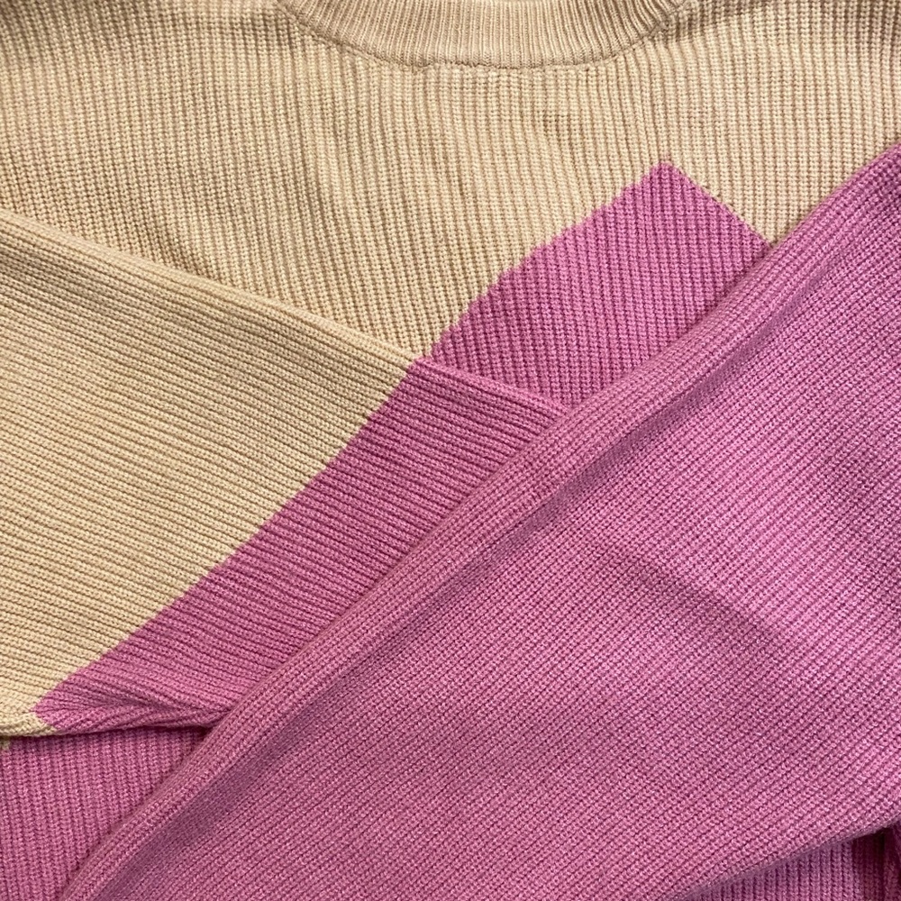 Color Block Knit Sweater - Picture 3 of 5